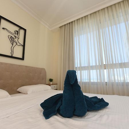 Haifa Almog Tower- "Blue Reef" Suite On The Sea Buitenkant foto