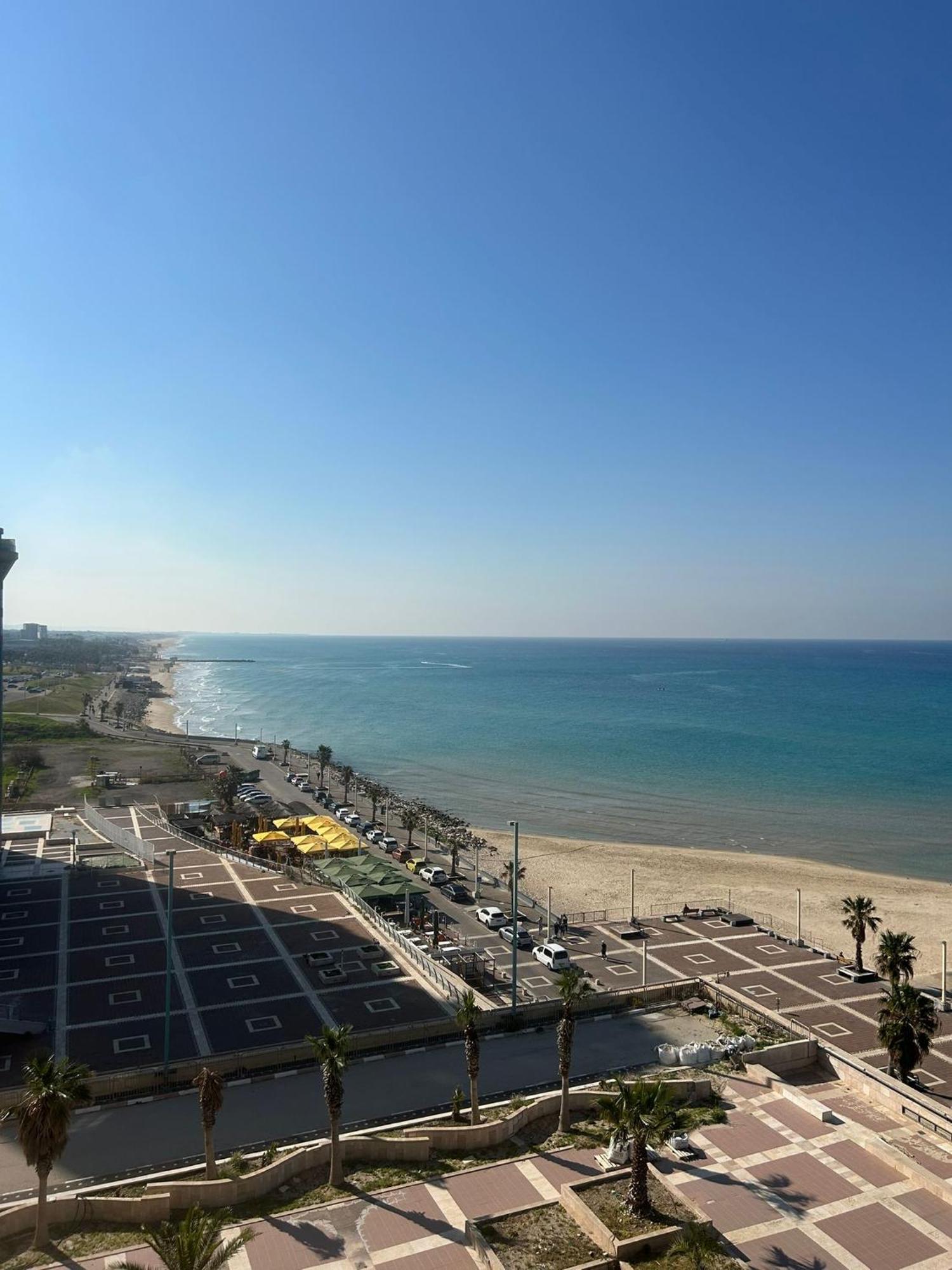 Haifa Almog Tower- "Blue Reef" Suite On The Sea Buitenkant foto
