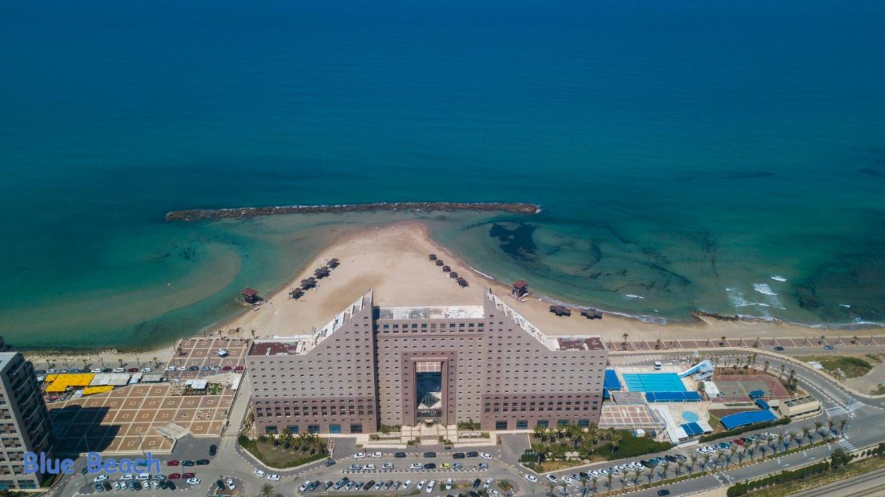 Haifa Almog Tower- "Blue Reef" Suite On The Sea Buitenkant foto