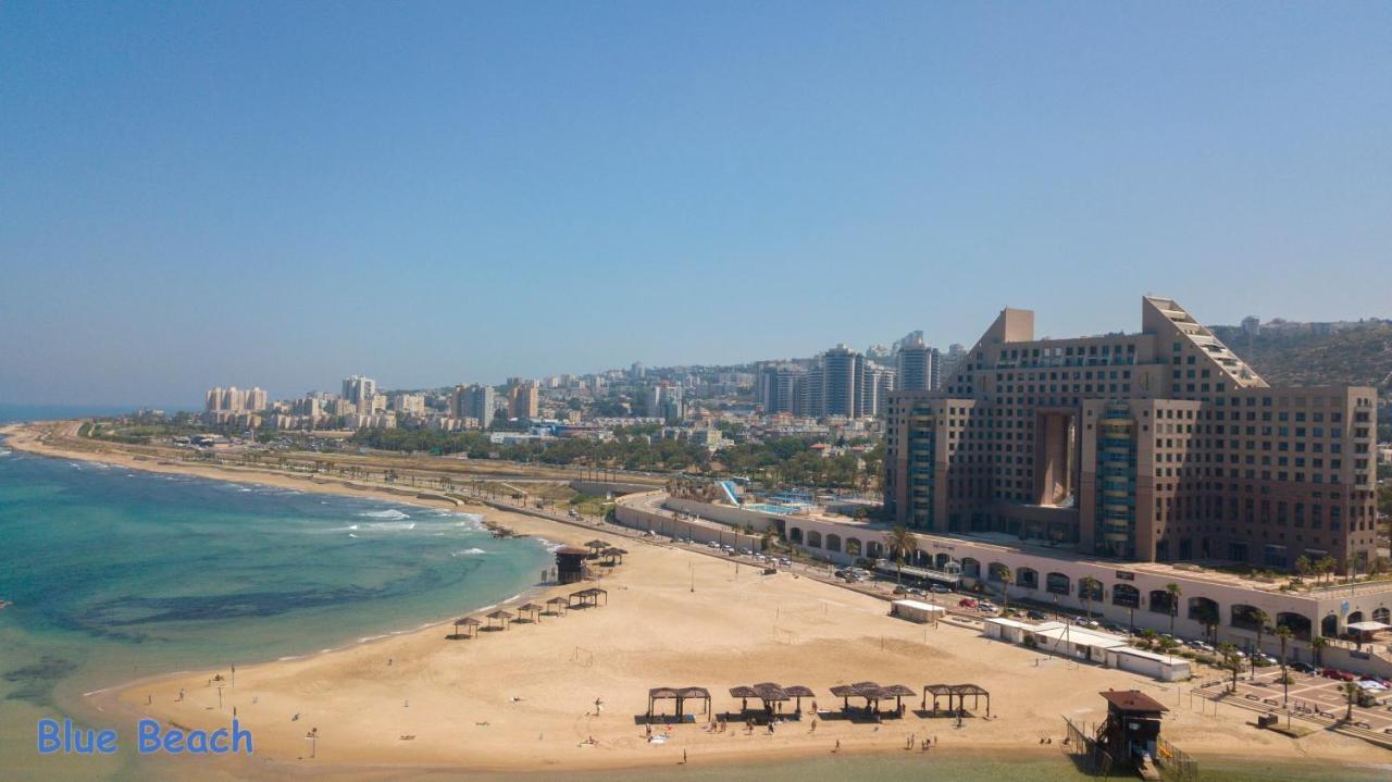 Haifa Almog Tower- "Blue Reef" Suite On The Sea Buitenkant foto